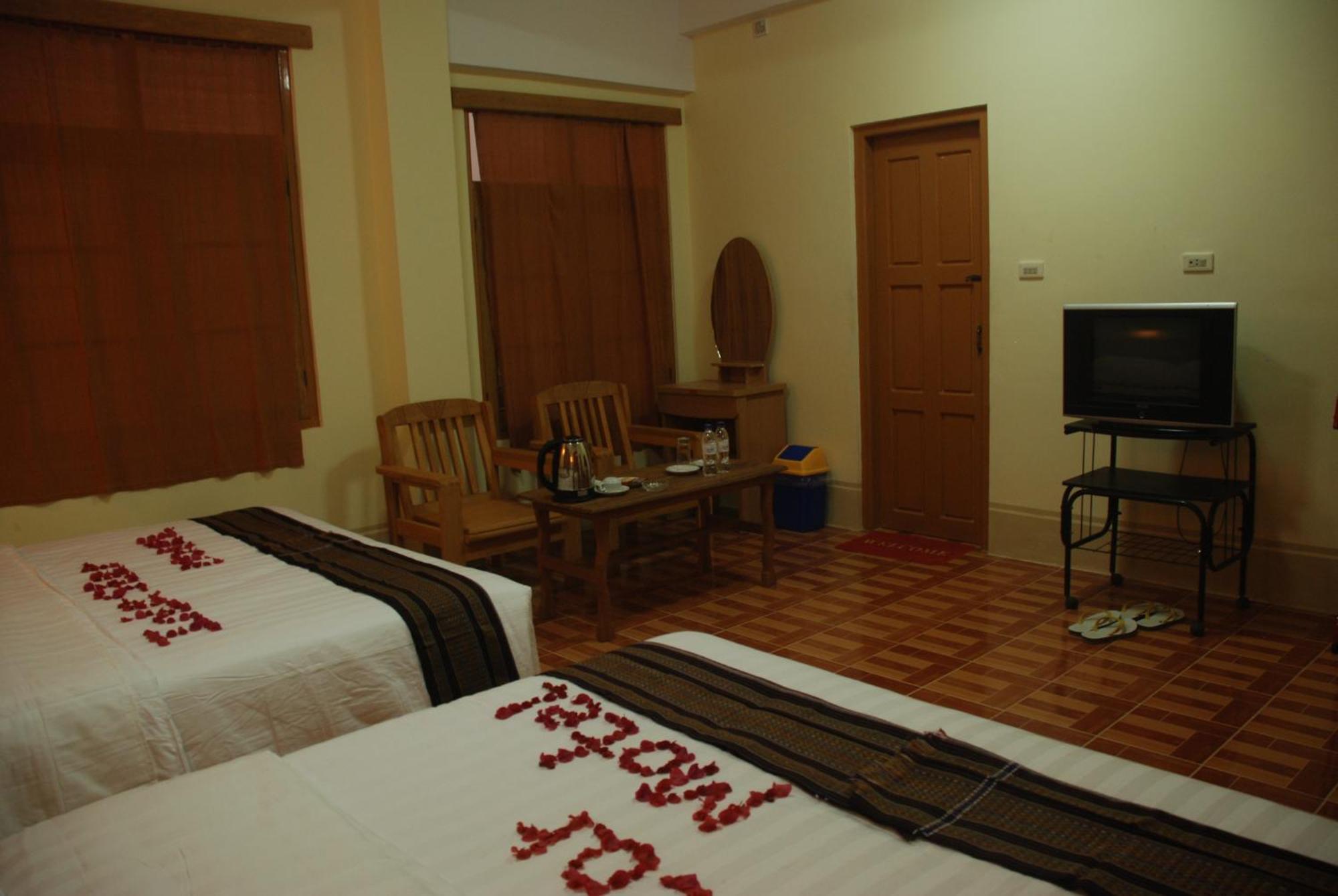 Inle Star Hotel Nyaungshwe Rum bild