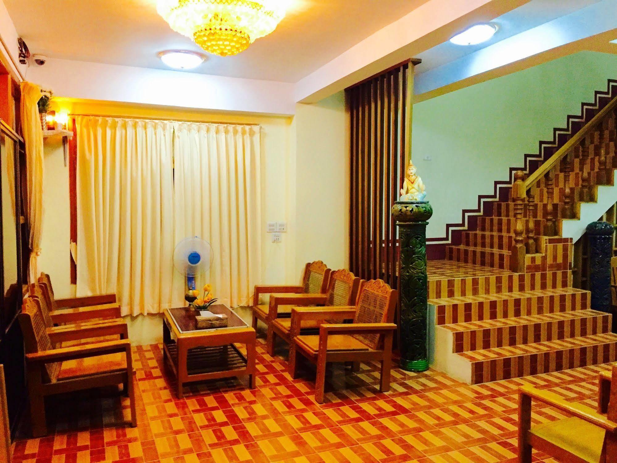 Inle Star Hotel Nyaungshwe Exteriör bild