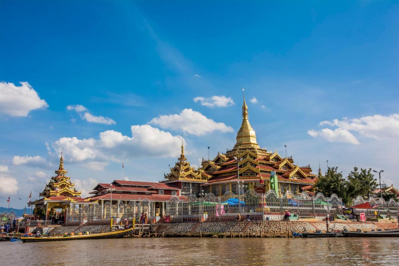 Inle Star Hotel Nyaungshwe Exteriör bild